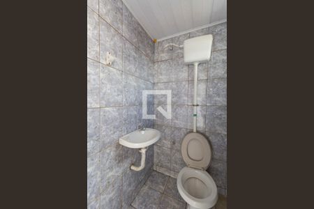 Casa à venda com 270m², 5 quartos e 2 vagas Casa à venda com 270m², 5 quartos e 2 vagasBanheiro de serviço