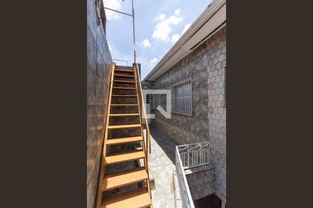 Casa à venda com 270m², 5 quartos e 2 vagas Casa à venda com 270m², 5 quartos e 2 vagasÁrea comum Área comum