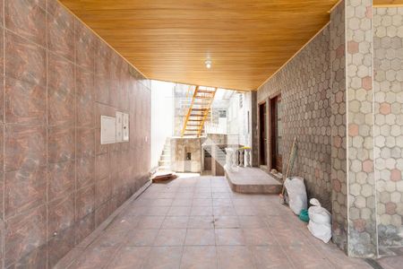 Casa à venda com 270m², 5 quartos e 2 vagas Casa à venda com 270m², 5 quartos e 2 vagasÁrea comum