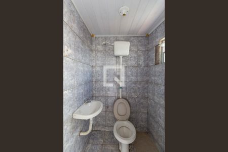 Casa à venda com 270m², 5 quartos e 2 vagas Casa à venda com 270m², 5 quartos e 2 vagasBanheiro de serviço