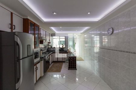 Casa à venda com 277m², 3 quartos e 1 vaga Casa à venda com 277m², 3 quartos e 1 vagaCozinha