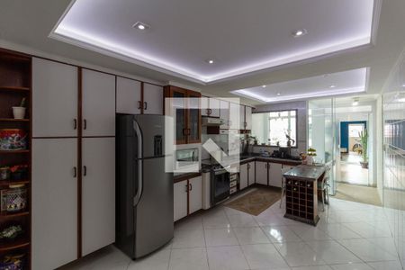 Casa à venda com 277m², 3 quartos e 1 vaga Casa à venda com 277m², 3 quartos e 1 vagaCozinha