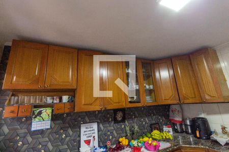 Casa para alugar com 130m², 2 quartos e 1 vaga Casa para alugar com 130m², 2 quartos e 1 vagaCozinha - Armários