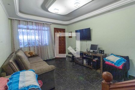 Sala de casa para alugar com 2 quartos, 130m² em Parque das Paineiras, São Paulo