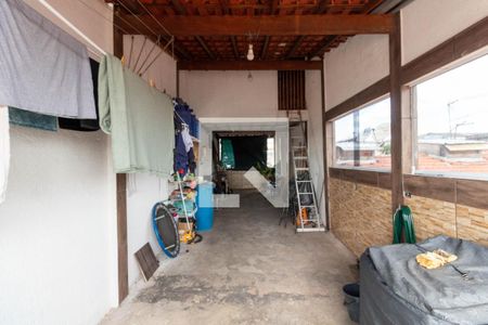 Casa para alugar com 130m², 2 quartos e 1 vaga Casa para alugar com 130m², 2 quartos e 1 vagaLavanderia