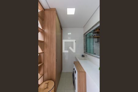 Casa à venda com 210m², 3 quartos e 3 vagasÁrea de Serviço