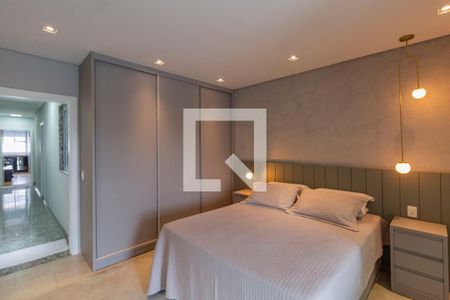 Casa à venda com 210m², 3 quartos e 3 vagasSuíte 1