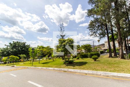 Casa de condomínio à venda com 554m², 4 quartos e 4 vagasVista da Rua