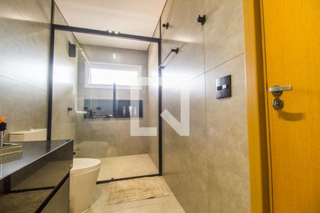 Casa de condomínio à venda com 554m², 4 quartos e 4 vagasBanheiro da Suíte 3