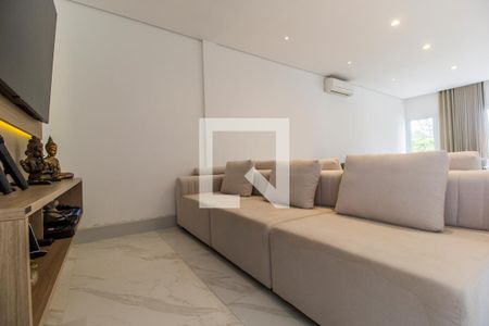 Sala de TV de casa de condomínio à venda com 4 quartos, 554m² em Alphaville, Santana de Parnaíba