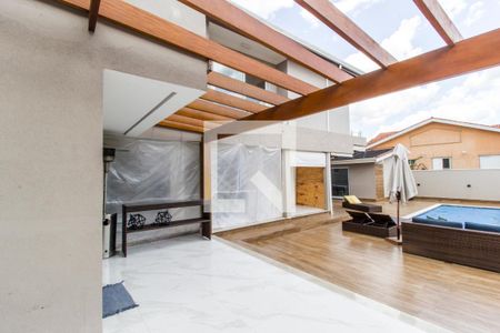 Casa de condomínio à venda com 554m², 4 quartos e 4 vagasVaranda