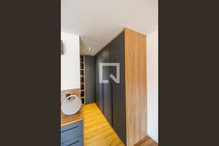 Casa de condomínio à venda com 554m², 4 quartos e 4 vagasCloset da suíte 2