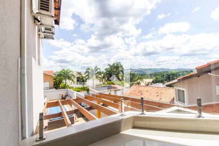Casa de condomínio à venda com 554m², 4 quartos e 4 vagasVaranda