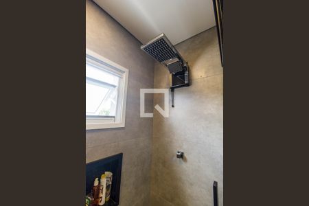 Casa de condomínio à venda com 554m², 4 quartos e 4 vagasDetalhe do Banheiro da Suite