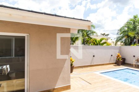 Casa de condomínio à venda com 554m², 4 quartos e 4 vagasVista da Suíte 4