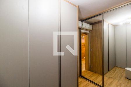 Casa de condomínio à venda com 554m², 4 quartos e 4 vagasCloset da suíte 1