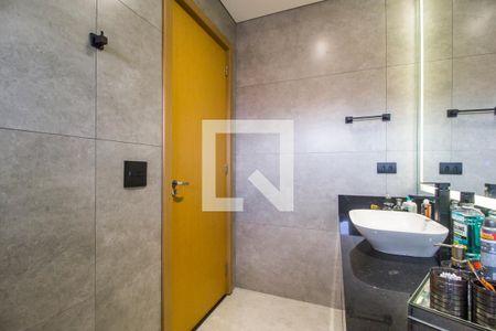 Casa de condomínio à venda com 554m², 4 quartos e 4 vagasBanheiro da Suíte 3