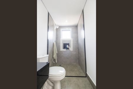 Casa de condomínio à venda com 554m², 4 quartos e 4 vagasBanheiro da Suíte 4