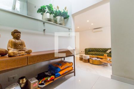 Casa de condomínio à venda com 554m², 4 quartos e 4 vagasHall de entrada