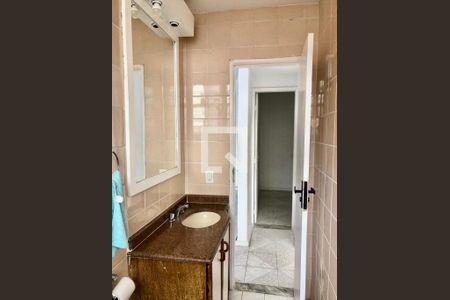 Banheiro de apartamento para alugar com 2 quartos, 75m² em Todos Os Santos, Rio de Janeiro