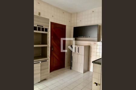 Cozinha de apartamento para alugar com 2 quartos, 75m² em Todos Os Santos, Rio de Janeiro