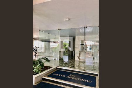 Apartamento para alugar com 75m², 2 quartos e sem vaga Apartamento para alugar com 75m², 2 quartos e sem vagaHall de entrada