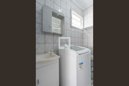 Banheiro da Suíte de apartamento para alugar com 1 quarto, 36m² em Jardim Leopoldina, Porto Alegre
