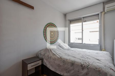 Suíte de apartamento para alugar com 1 quarto, 36m² em Jardim Leopoldina, Porto Alegre