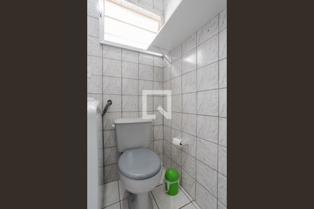 Banheiro da Suíte de apartamento para alugar com 1 quarto, 36m² em Jardim Leopoldina, Porto Alegre