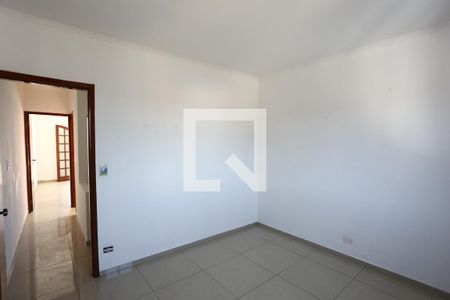 quarto 1 de casa à venda com 2 quartos, 120m² em Vila das Oliveiras, Taboão da Serra