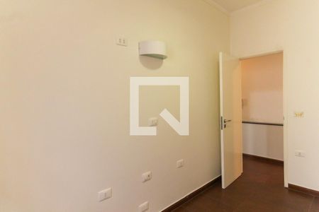 Casa para alugar com 300m², 4 quartos e 3 vagas Casa para alugar com 300m², 4 quartos e 3 vagasQuarto