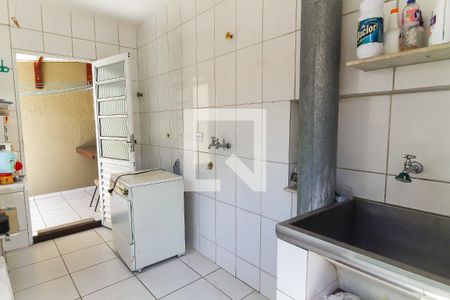 Casa para alugar com 300m², 4 quartos e 3 vagas Casa para alugar com 300m², 4 quartos e 3 vagasÁrea De Servioço