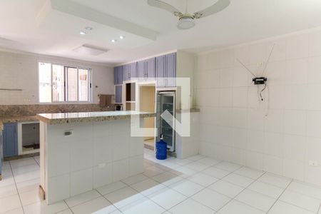 Casa para alugar com 300m², 4 quartos e 3 vagas Casa para alugar com 300m², 4 quartos e 3 vagasCozinha