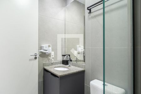 Banheiro de apartamento para alugar com 1 quarto, 27m² em Bela Vista, São Paulo