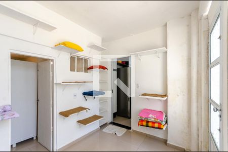 Casa para alugar com 117m², 2 quartos e 1 vagaÁrea de Serviço