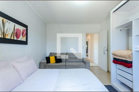 Quarto 1 de casa para alugar com 2 quartos, 117m² em Jardim Libano, São Paulo