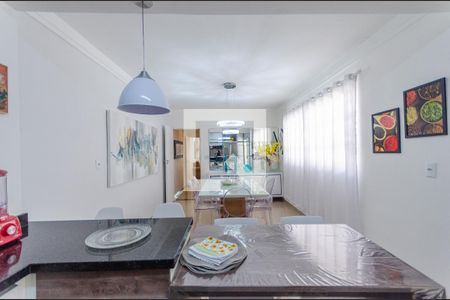 Casa para alugar com 117m², 2 quartos e 1 vagaCozinha