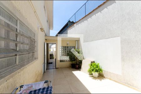 Casa para alugar com 117m², 2 quartos e 1 vagaQuintal