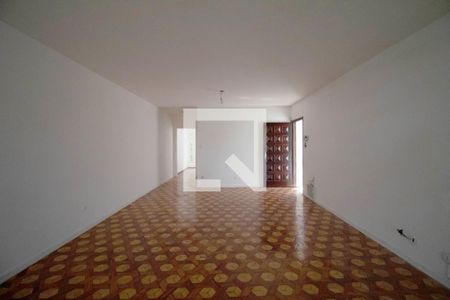 Sala de casa à venda com 4 quartos, 150m² em Vila Madalena, São Paulo
