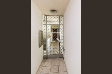 Apartamento à venda com 48m², 2 quartos e sem vagaÁrea comum - Portão extra do andar