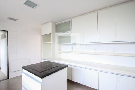 Apartamento para alugar com 122m², 3 quartos e 2 vagasCozinha