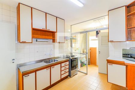 Cozinha de apartamento à venda com 3 quartos, 83m² em Chácara Santo Antônio (zona Sul), São Paulo
