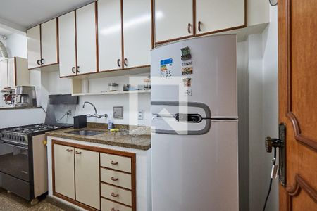 Apartamento para alugar com 75m², 2 quartos e 1 vagaCozinha