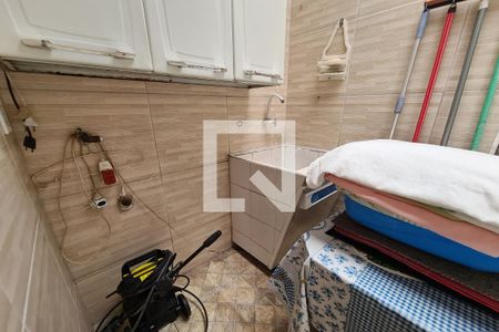 Casa para alugar com 380m², 5 quartos e 4 vagasÁrea de Serviço