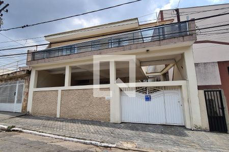 Casa para alugar com 380m², 5 quartos e 4 vagasFachada