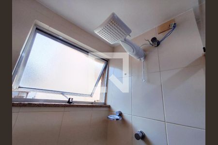 Apartamento à venda com 66m², 2 quartos e 1 vagaBanheiro Social