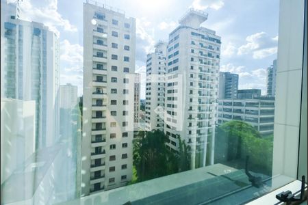 Vista da janela de apartamento à venda com 1 quarto, 33m² em Pinheiros, São Paulo