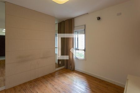 Apartamento à venda com 220m², 3 quartos e 4 vagasSuíte 3