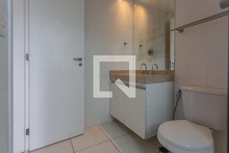 Apartamento à venda com 220m², 3 quartos e 4 vagasBanheiro da Suíte 2