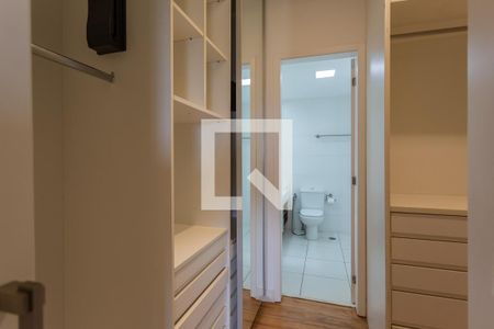 Apartamento à venda com 220m², 3 quartos e 4 vagasCloset da suíte 3